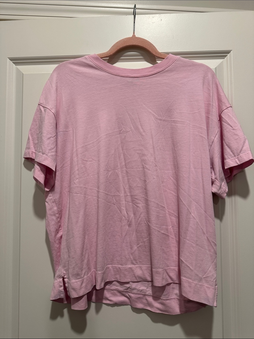 women’s Relaxed Crew Neck Shirt - Pink